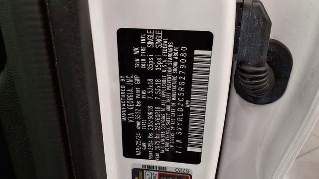 Used 2024 Kia Sorento S image 38