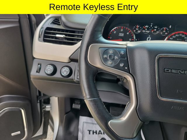 Used 2016 GMC Yukon Denali w/ Open Road Package AWD/4WD image 12
