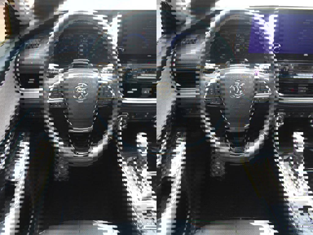 Used 2024 Toyota Grand Highlander Platinum image 5