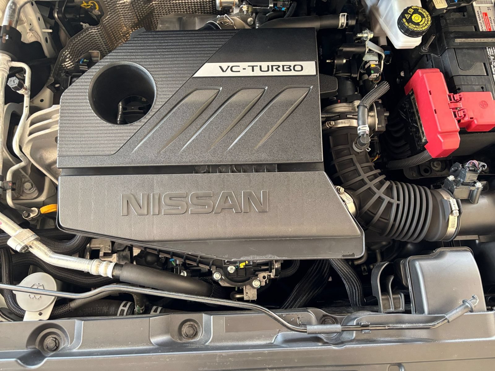Used 2025 Nissan Rogue SV AWD/4WD image 33