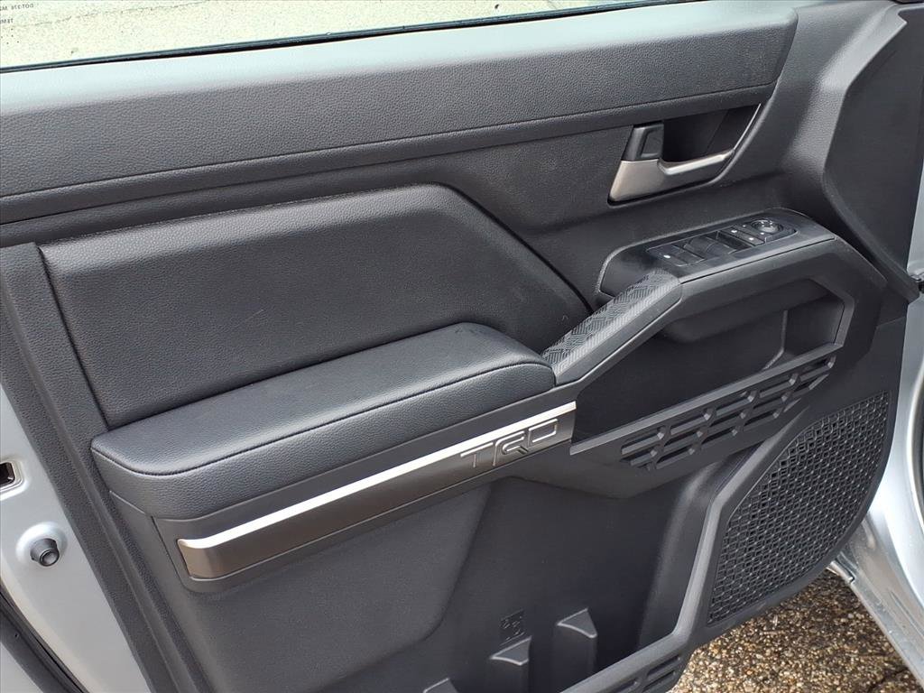 New 2026 Toyota Tacoma TRD Off-Road image 6