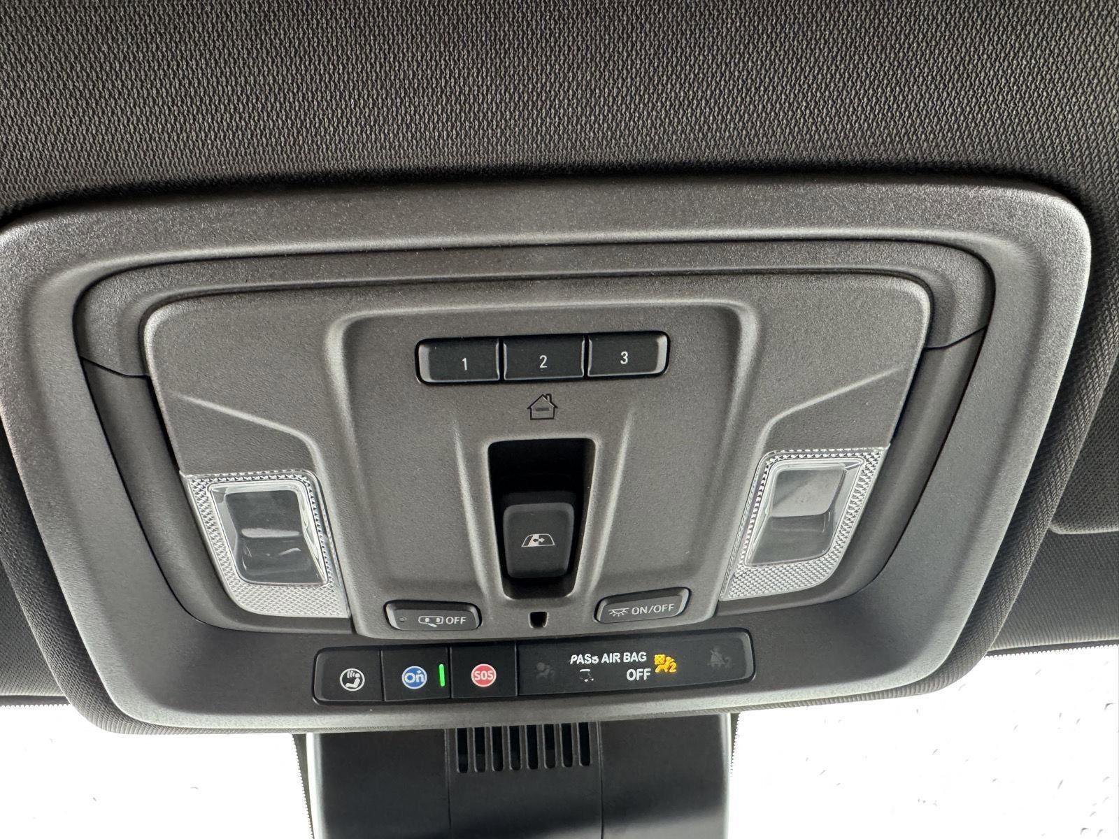 Used 2024 Chevrolet Silverado 3500 LTZ w/ LTZ Convenience Package image 30