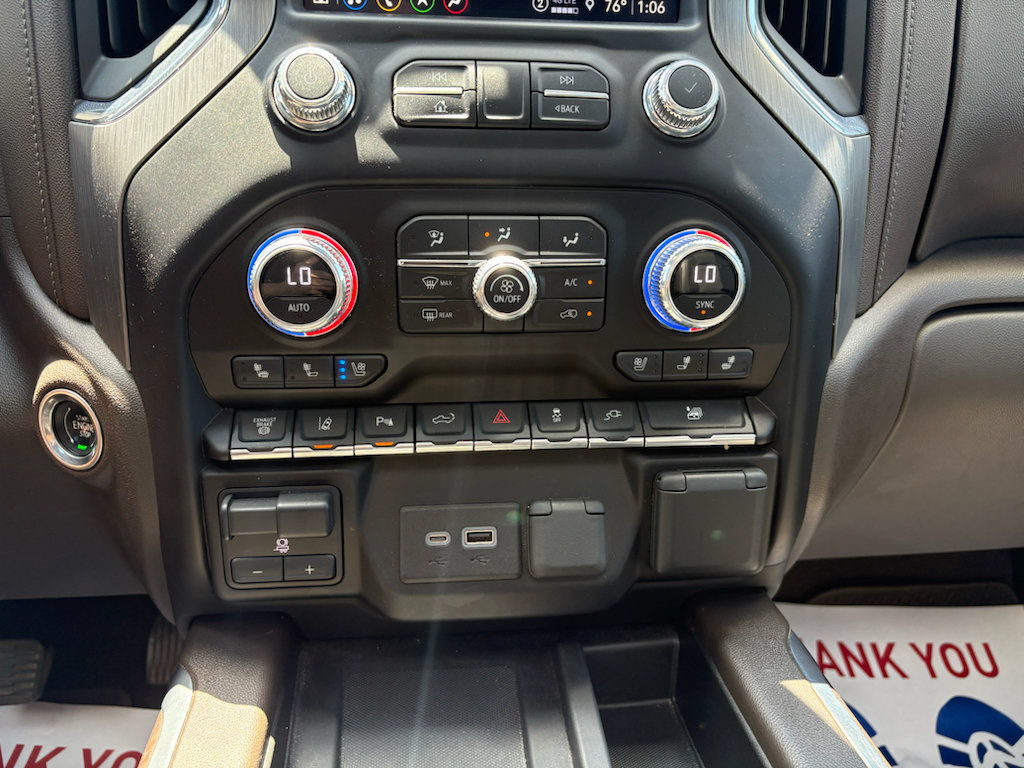 Used 2023 GMC Sierra 3500 Denali AWD/4WD image 12