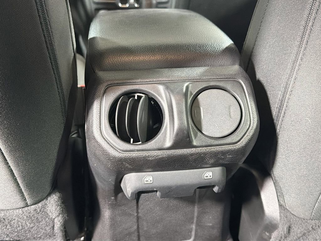 Used 2020 Jeep Wrangler Unlimited Sport S AWD/4WD image 26