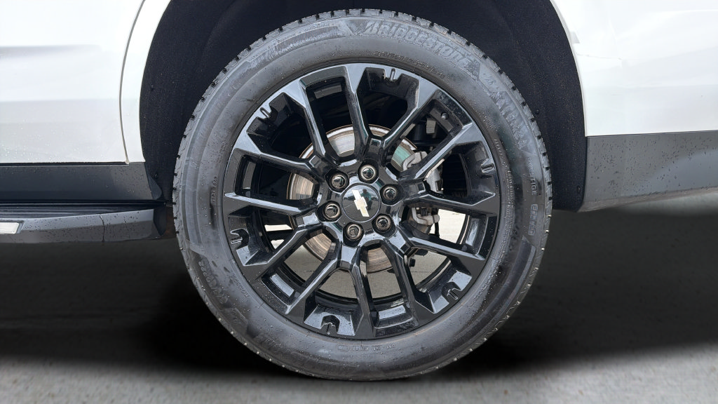 Used 2022 Chevrolet Tahoe LT w/ Luxury Package AWD/4WD image 29