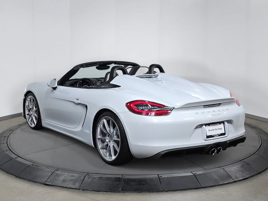 Used 2016 Porsche Boxster Spyder RWD image 3