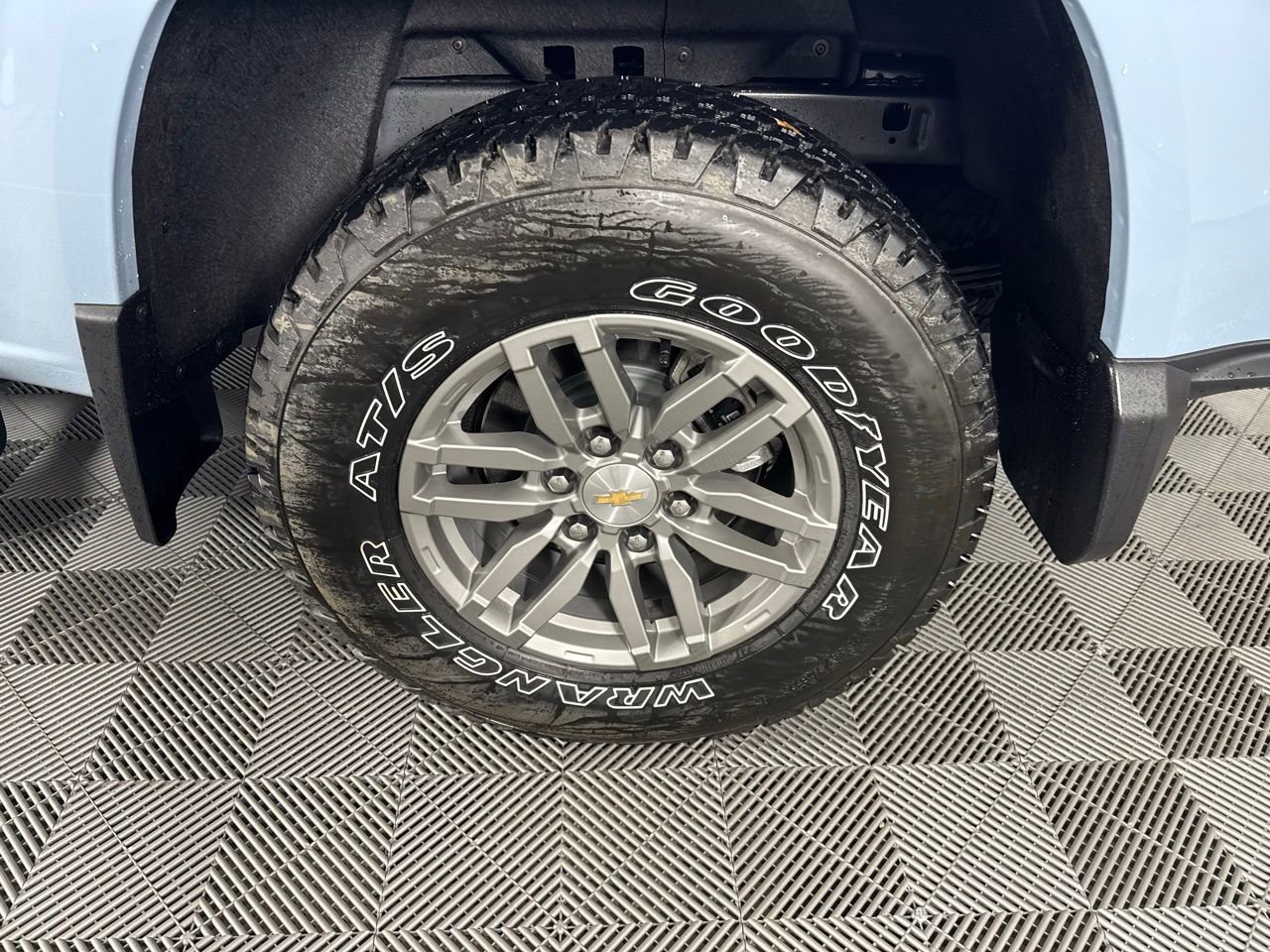 Used 2026 Chevrolet Colorado LT image 35