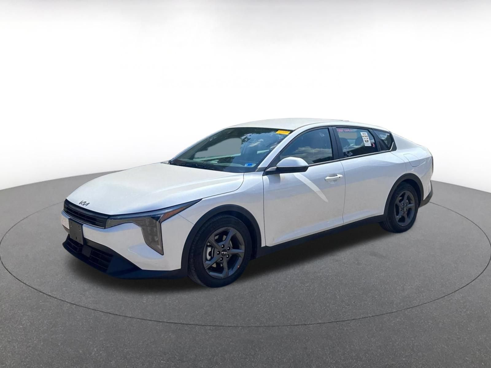Used 2026 Kia K4 FWD image 8