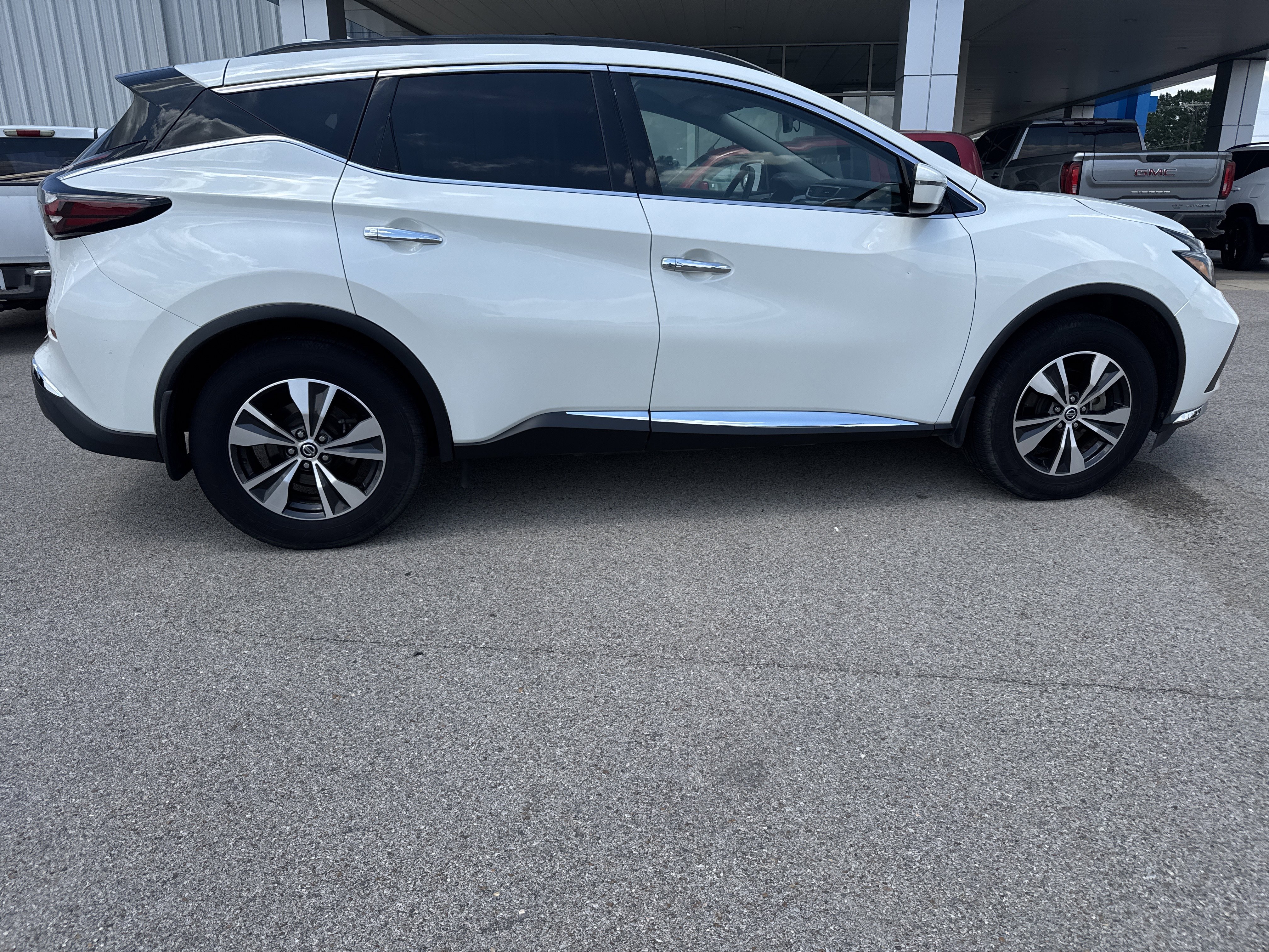 Used 2019 Nissan Murano SV AWD/4WD image 6