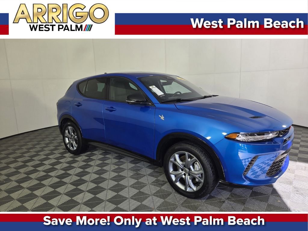 Certified 2025 Dodge Hornet R/T w/ Tech Pack image 1