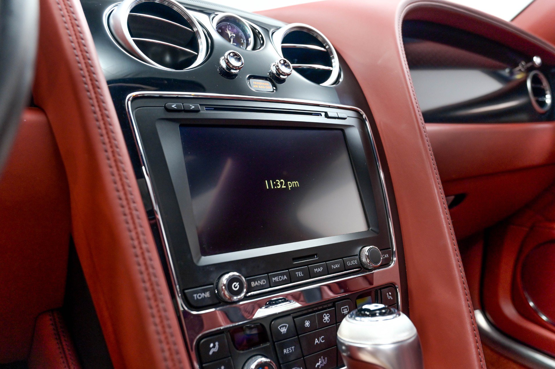 Used 2017 Bentley Flying Spur S W12 AWD/4WD image 88