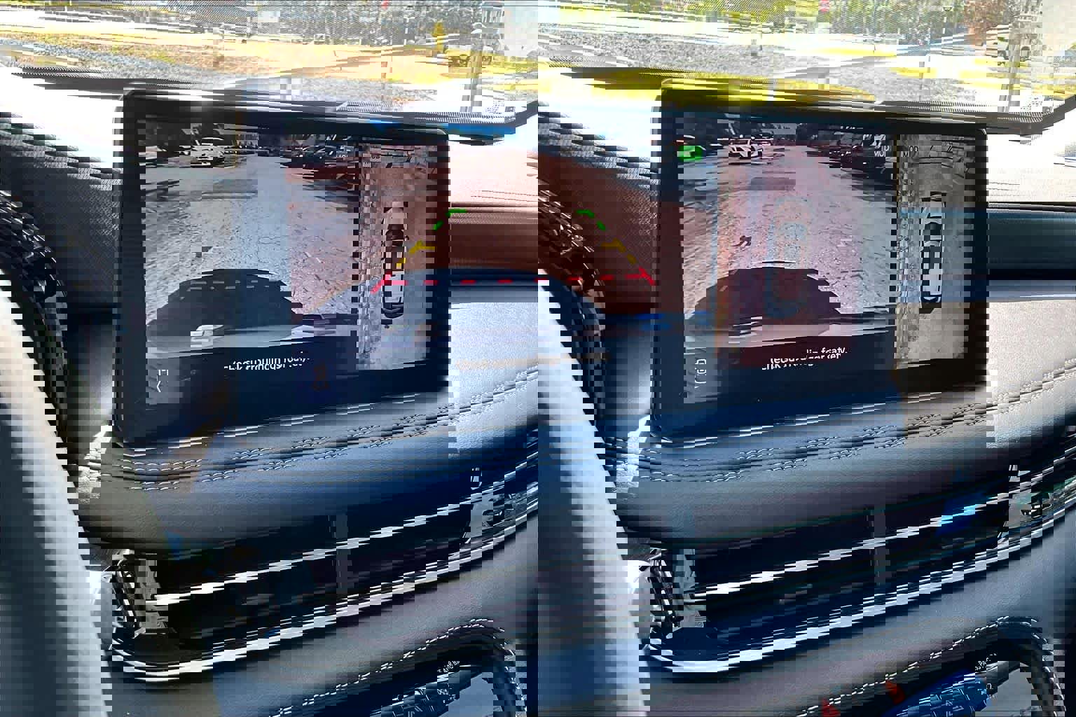 Used 2024 INFINITI QX60 Luxe image 25