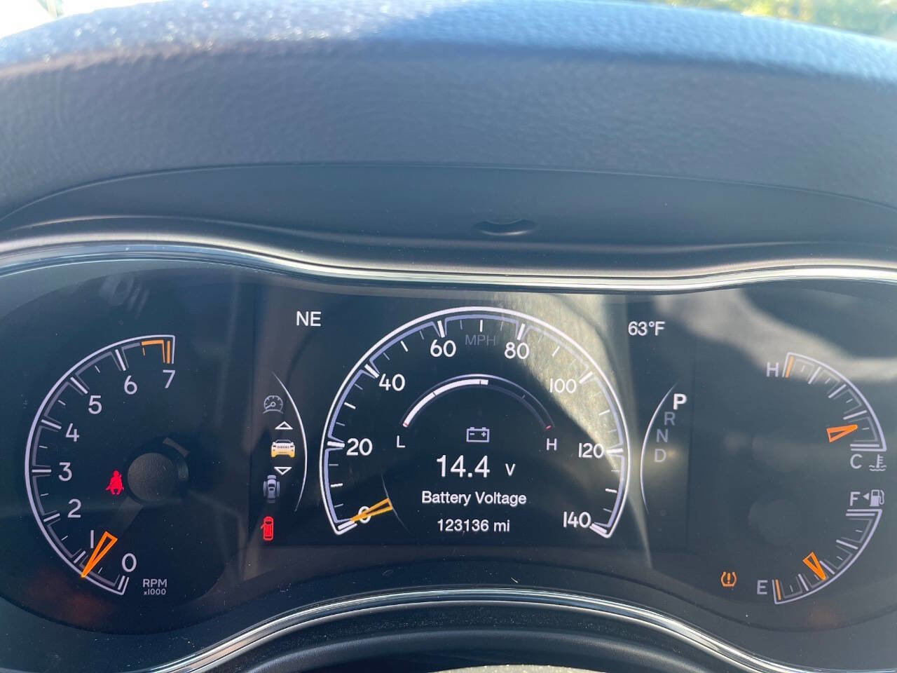 Used 2021 Jeep Grand Cherokee Laredo X image 19