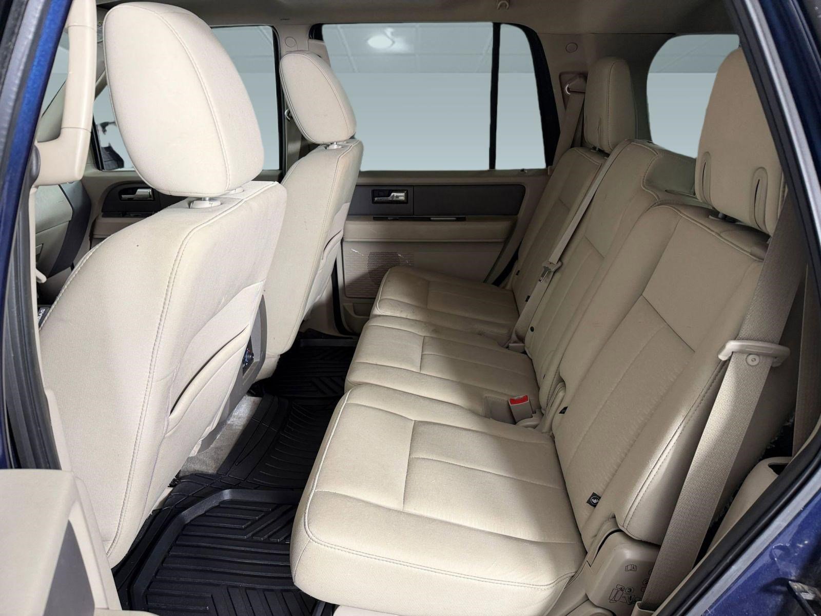 Used 2014 Ford Expedition XLT RWD image 10