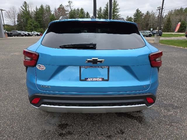 New 2026 Chevrolet Trax LT w/ Driver Confidence Package FWD image 22