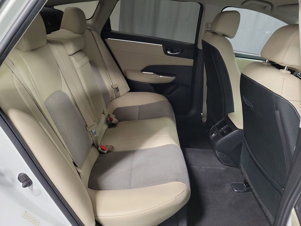 Used 2019 Honda Clarity Plug-In Hybrid image 23