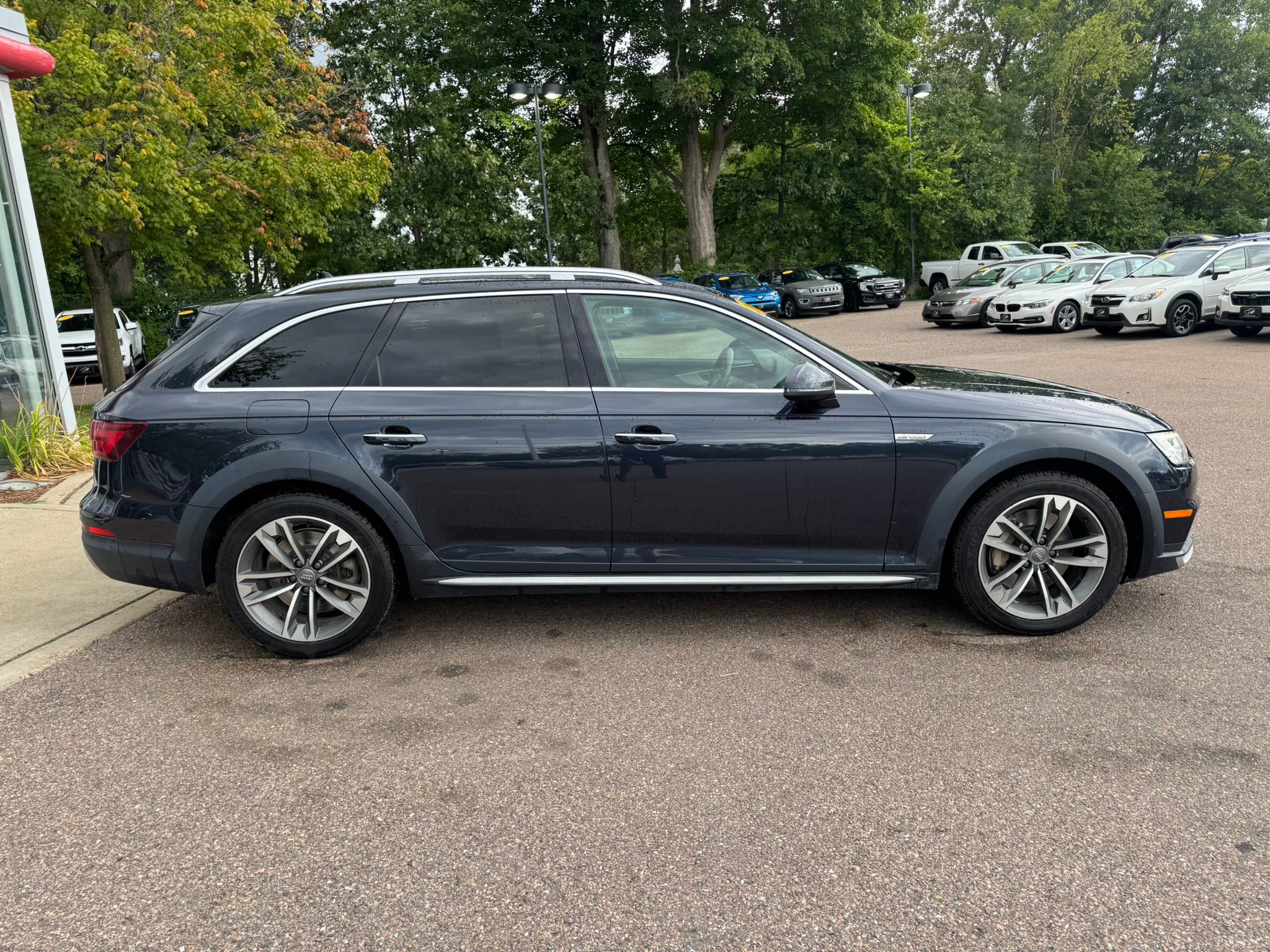 Used 2018 Audi A4 2.0T allroad Premium Plus AWD/4WD image 8