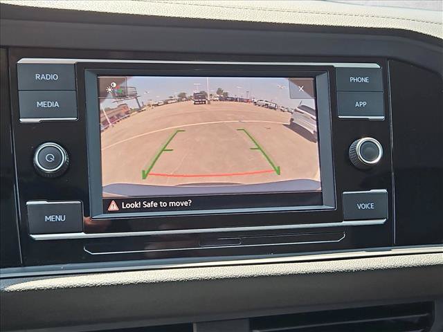 Used 2024 Volkswagen Jetta SE FWD image 13