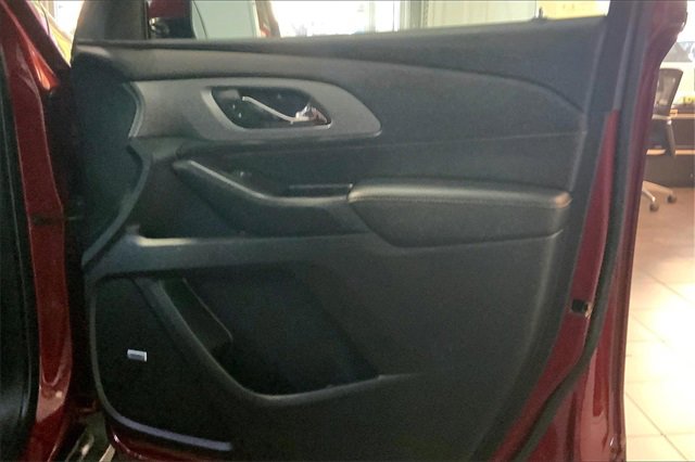 Used 2020 Chevrolet Traverse RS image 22