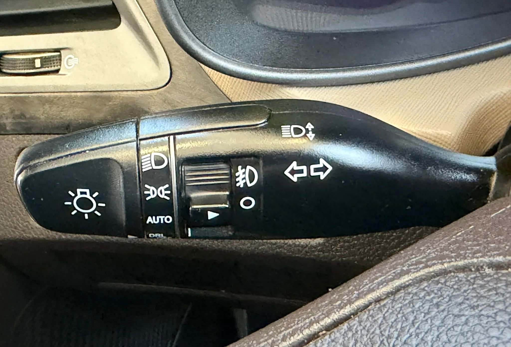 Used 2017 Hyundai Santa Fe Sport AWD/4WD image 11
