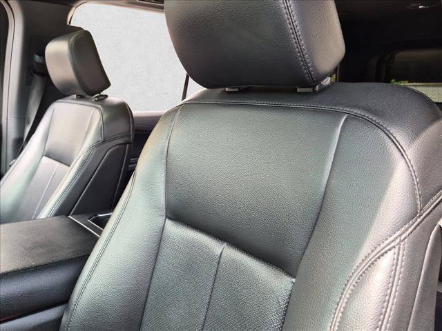 Used 2020 Ford Expedition XLT w/ Equipment Group 202A AWD/4WD image 14