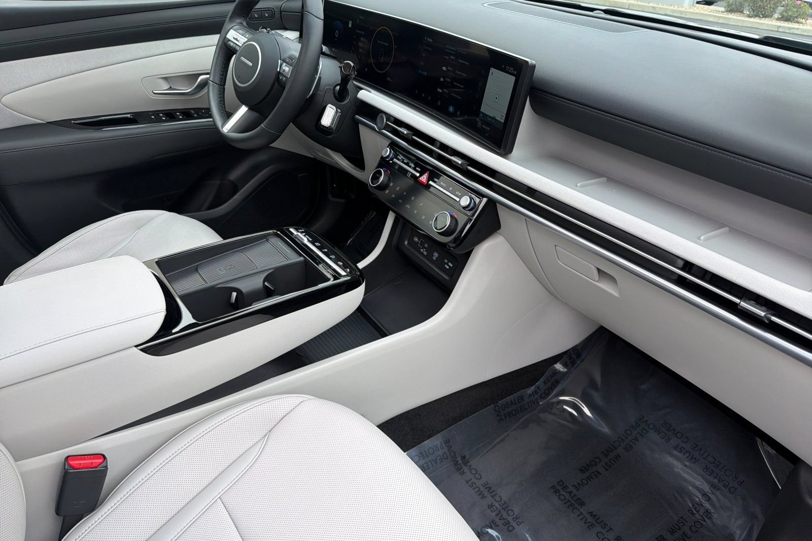 Certified 2025 Hyundai Tucson Limited AWD/4WD image 19