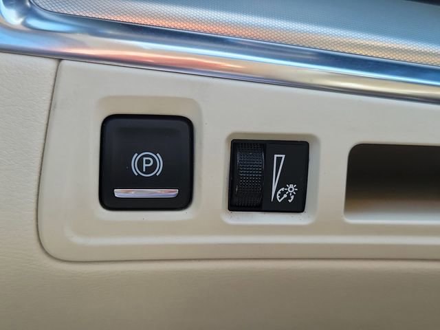 Used 2017 Cadillac XT5 Luxury image 29