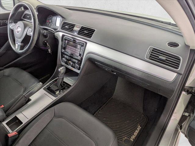 Used 2012 Volkswagen Passat 2.5 SE image 23
