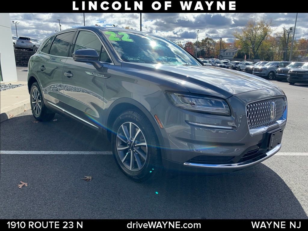Certified 2022 Lincoln Nautilus AWD image 9