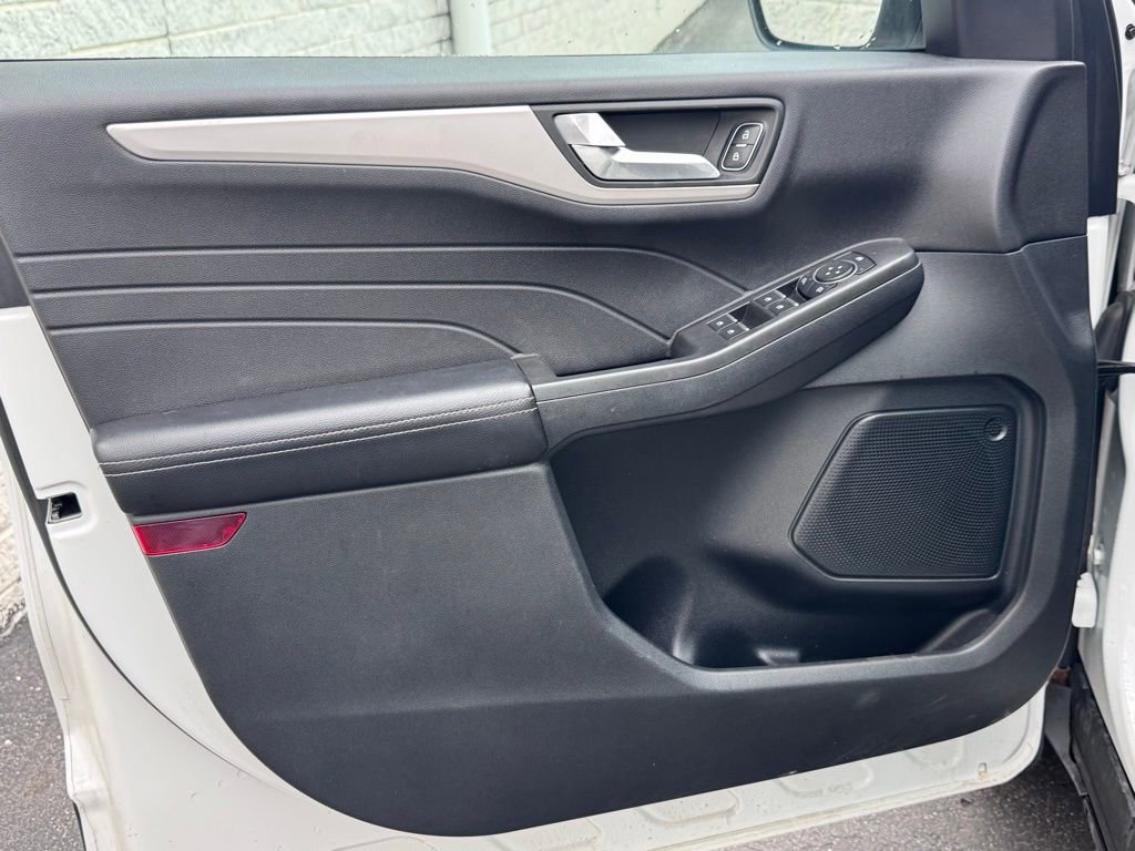 Certified 2021 Ford Escape SEL AWD/4WD image 11