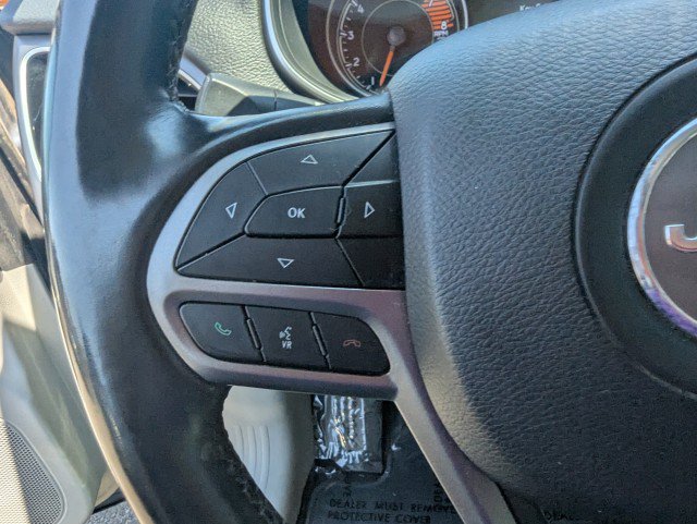 Used 2019 Jeep Cherokee Limited AWD/4WD image 14