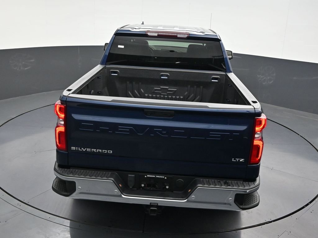 Used 2023 Chevrolet Silverado 1500 LTZ RWD image 18
