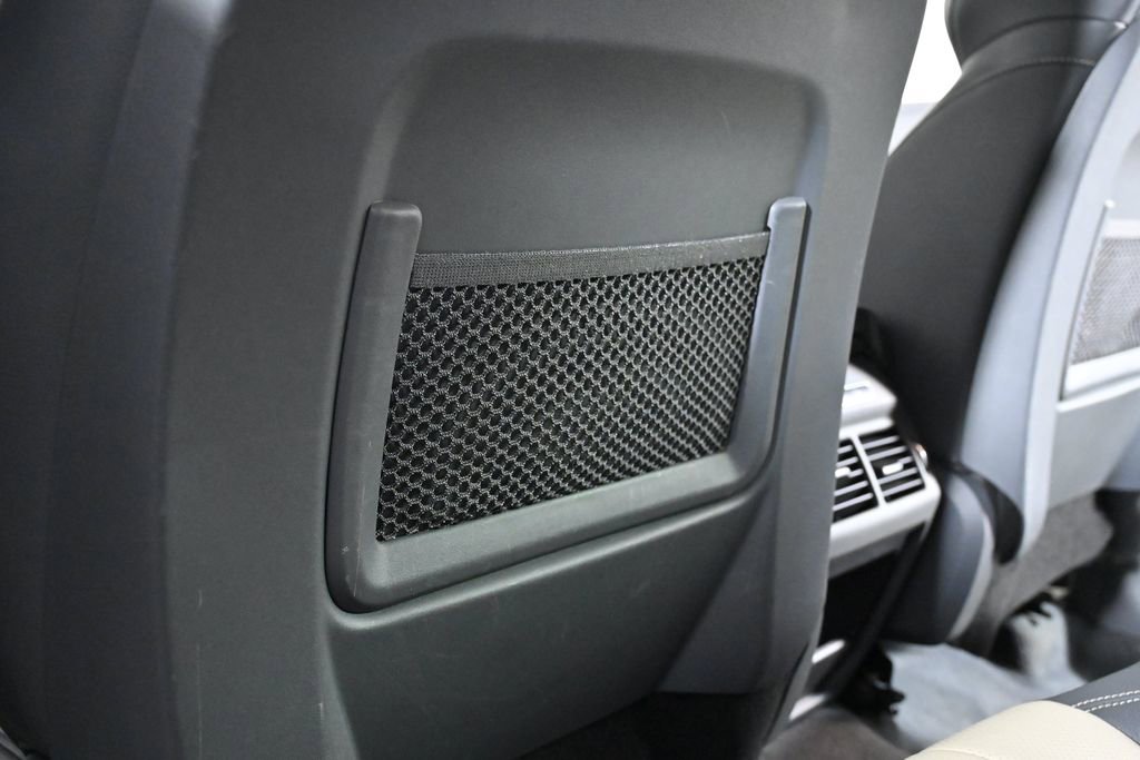 Used 2016 Land Rover Range Rover Evoque SE image 26