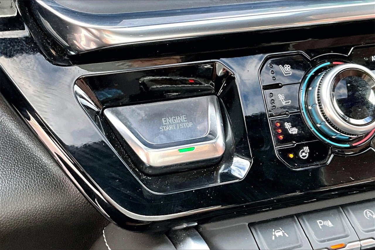 Used 2023 GMC Sierra 1500 Denali Ultimate image 28