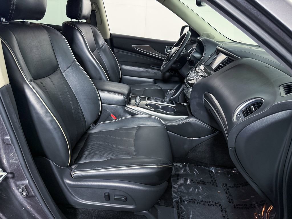 Used 2019 INFINITI QX60 Luxe w/ Essential Package image 14