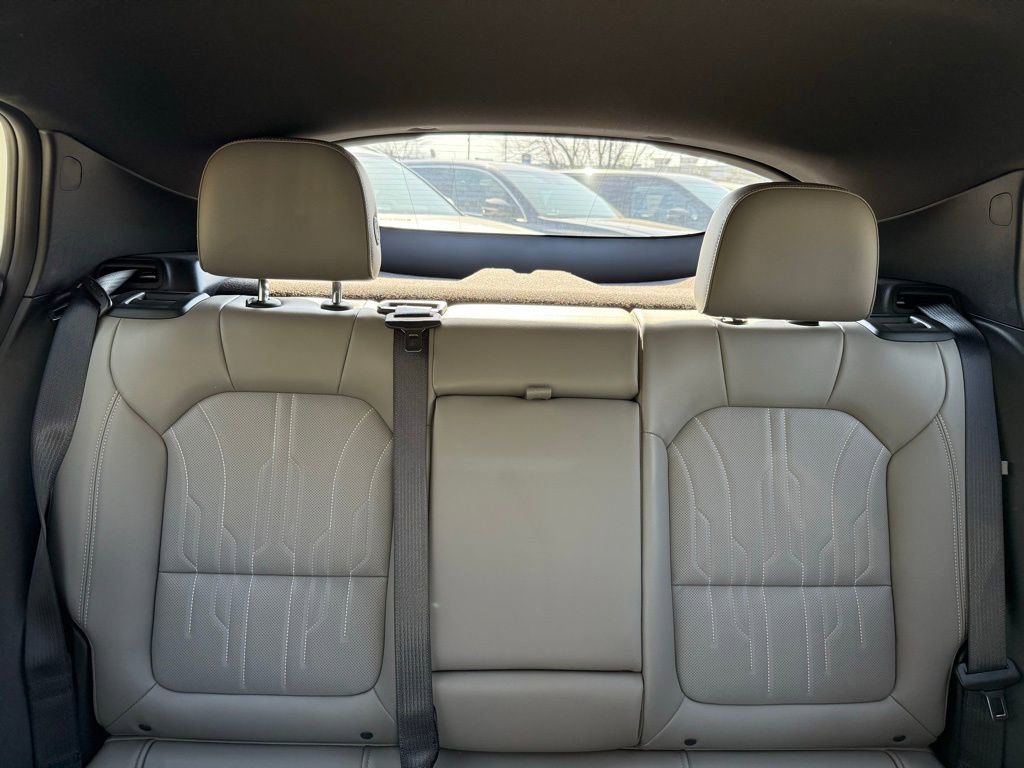 Used 2024 Buick Envista Avenir image 35