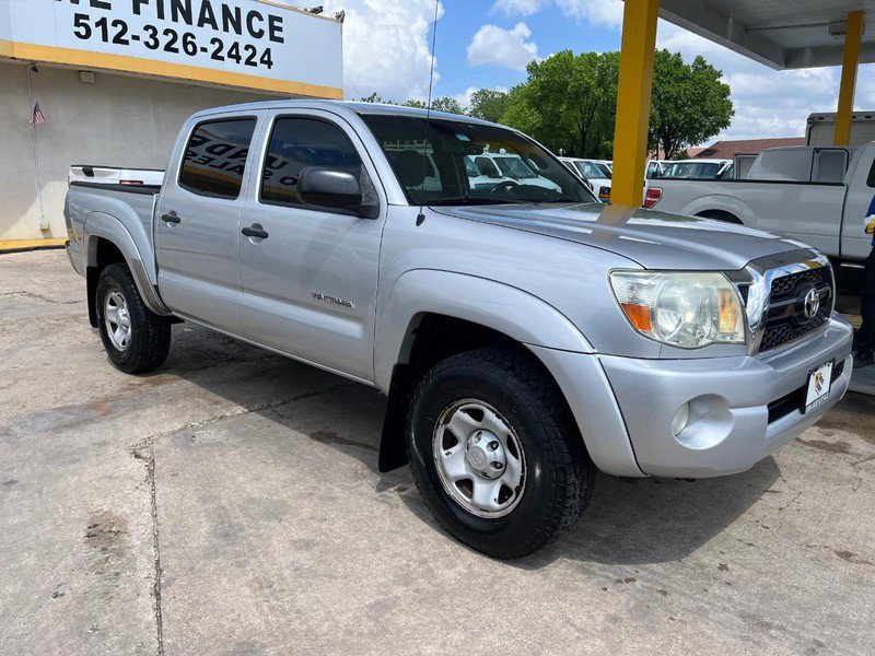 Used 2011 Toyota Tacoma PreRunner w/ SR5 Pkg #2 RWD image 3