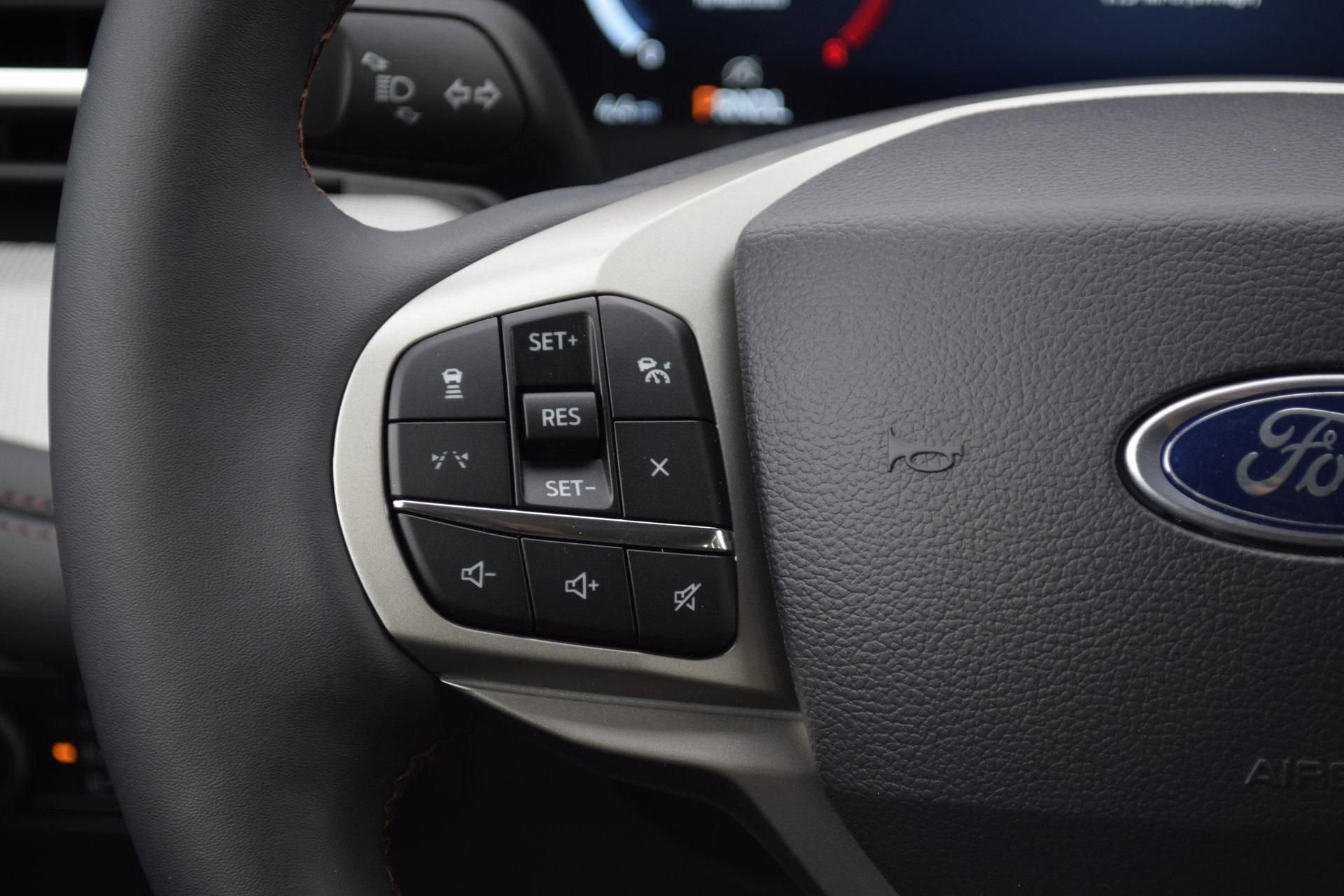 New 2026 Ford Explorer Active w/ Active Comfort Package image 9