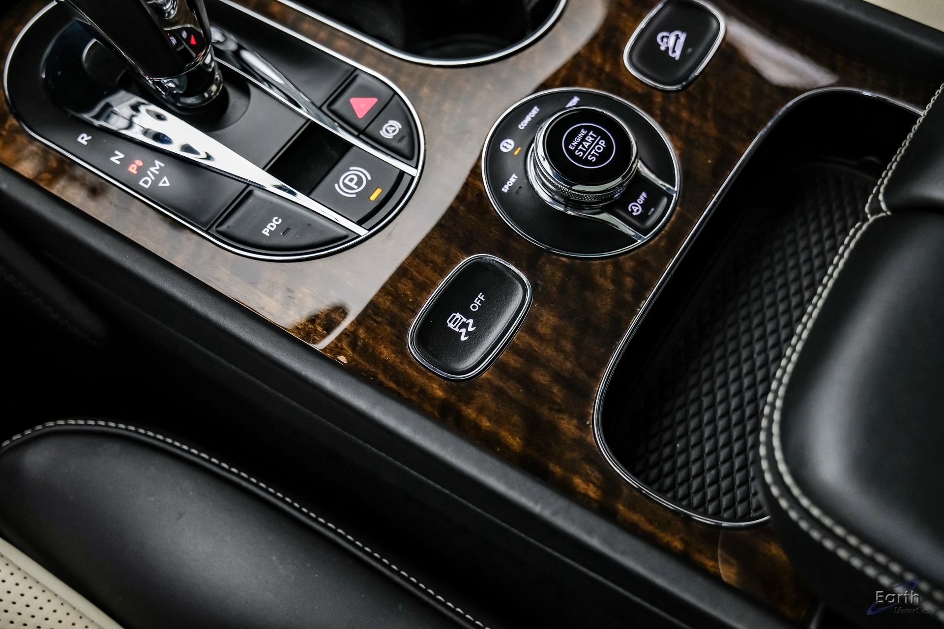 Used 2019 Bentley Bentayga image 58