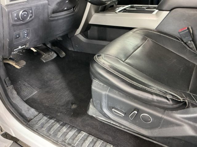 Used 2018 Ford F250 Lariat w/ Lariat Ultimate Package image 16