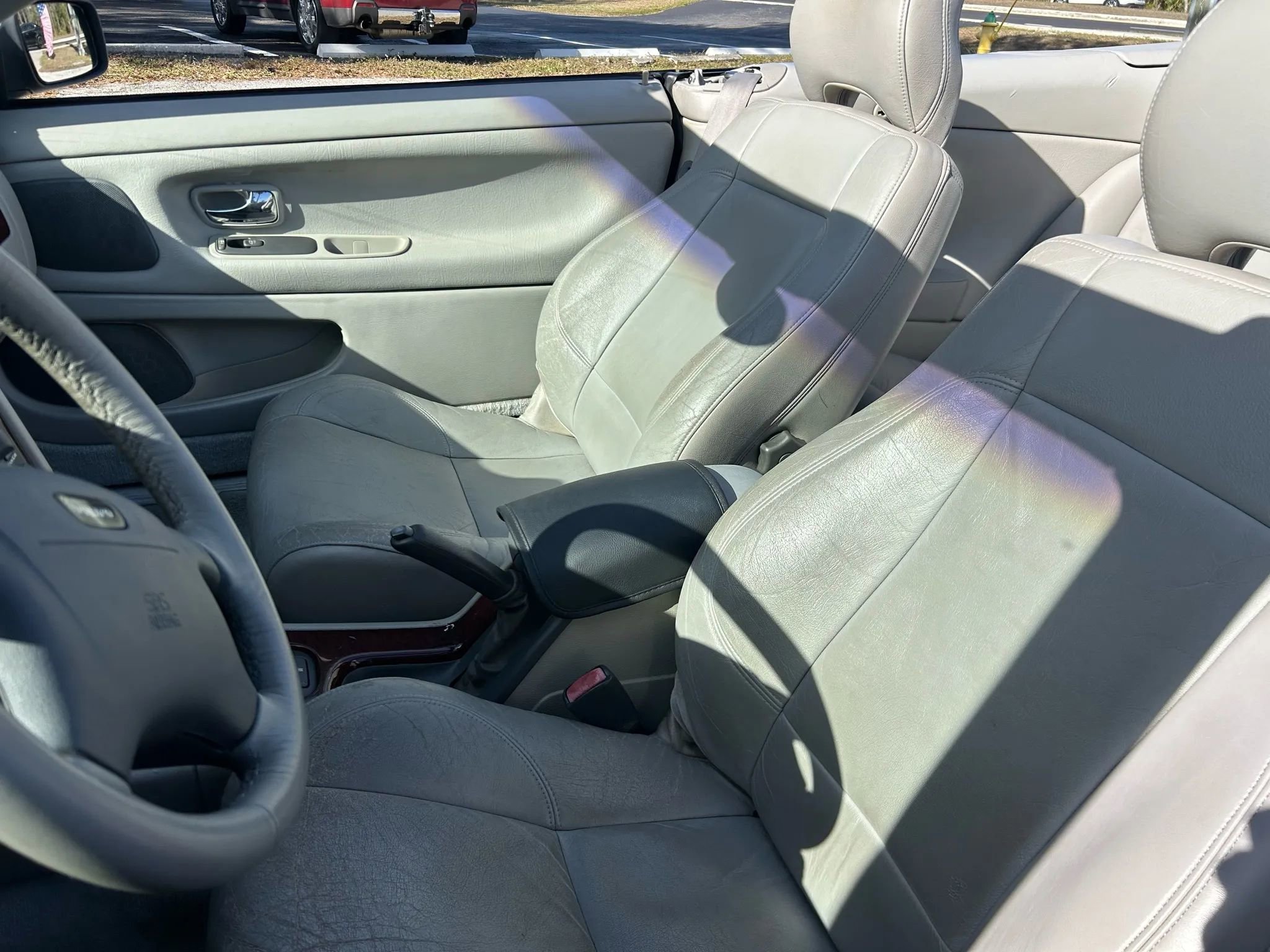 Used 2001 Volvo C70 LT image 9