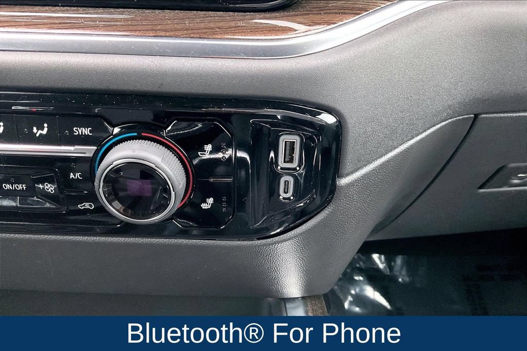 Used 2025 Chevrolet Silverado 1500 LT Trail Boss w/ Convenience Package II AWD/4WD image 19