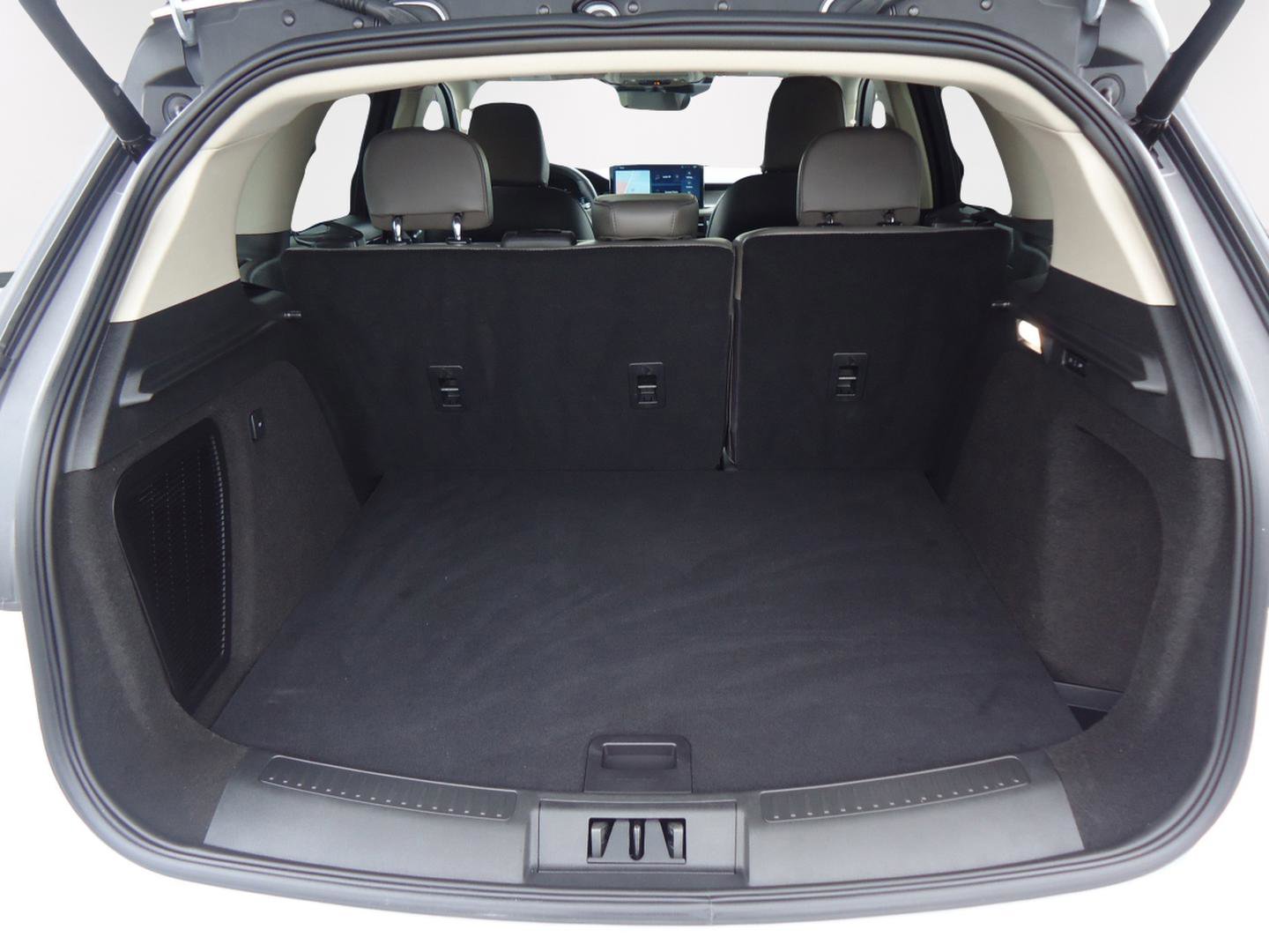 Used 2025 Lincoln Corsair AWD w/ Equipment Group 101A image 30