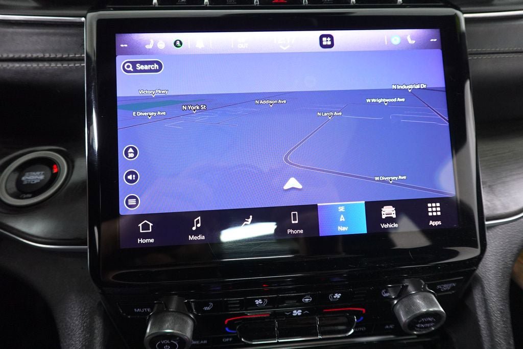 Used 2021 Jeep Grand Cherokee L Overland w/ Luxury Tech Group IV image 19