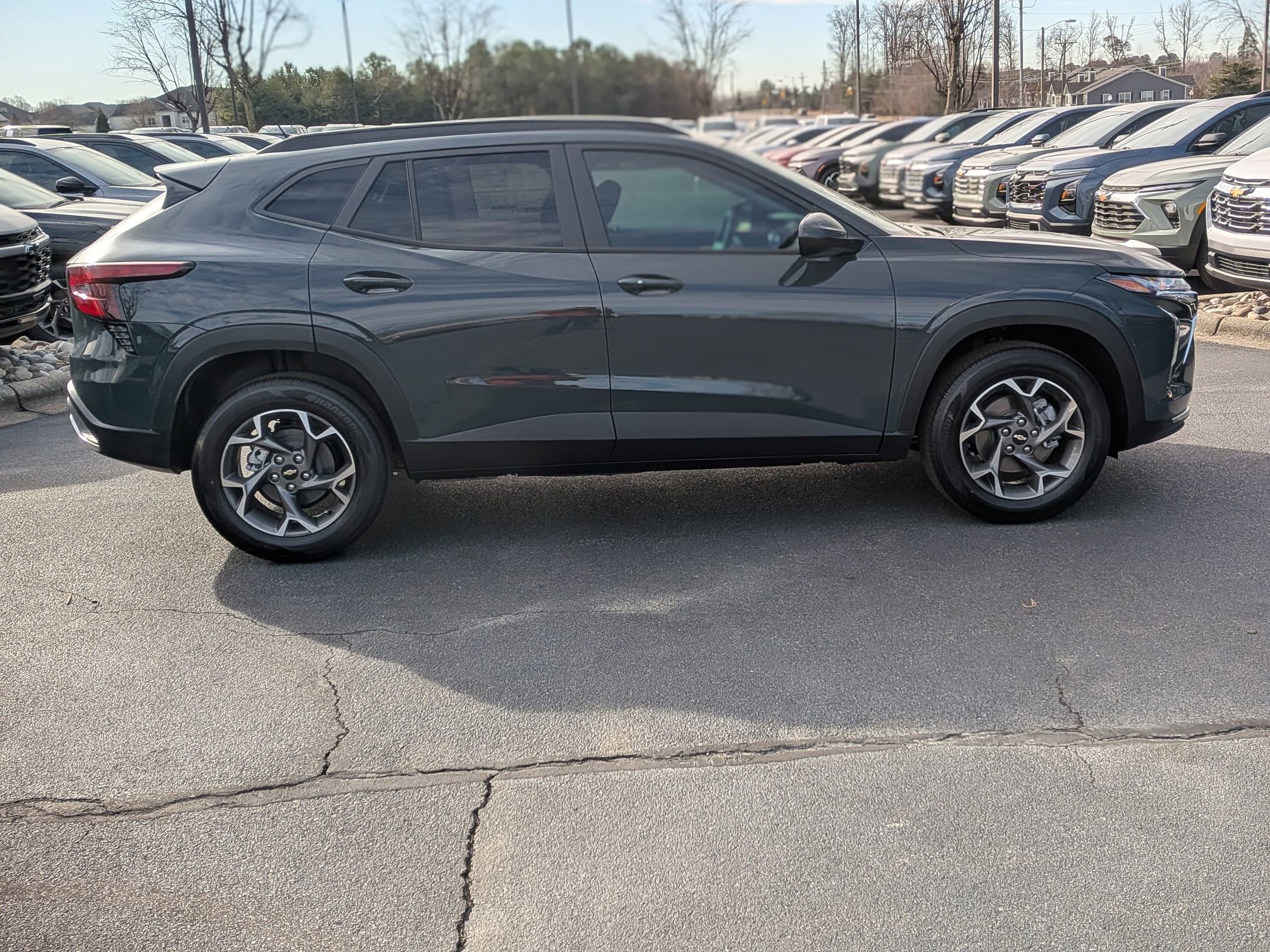 New 2026 Chevrolet Trax LT w/ Driver Confidence Package image 9