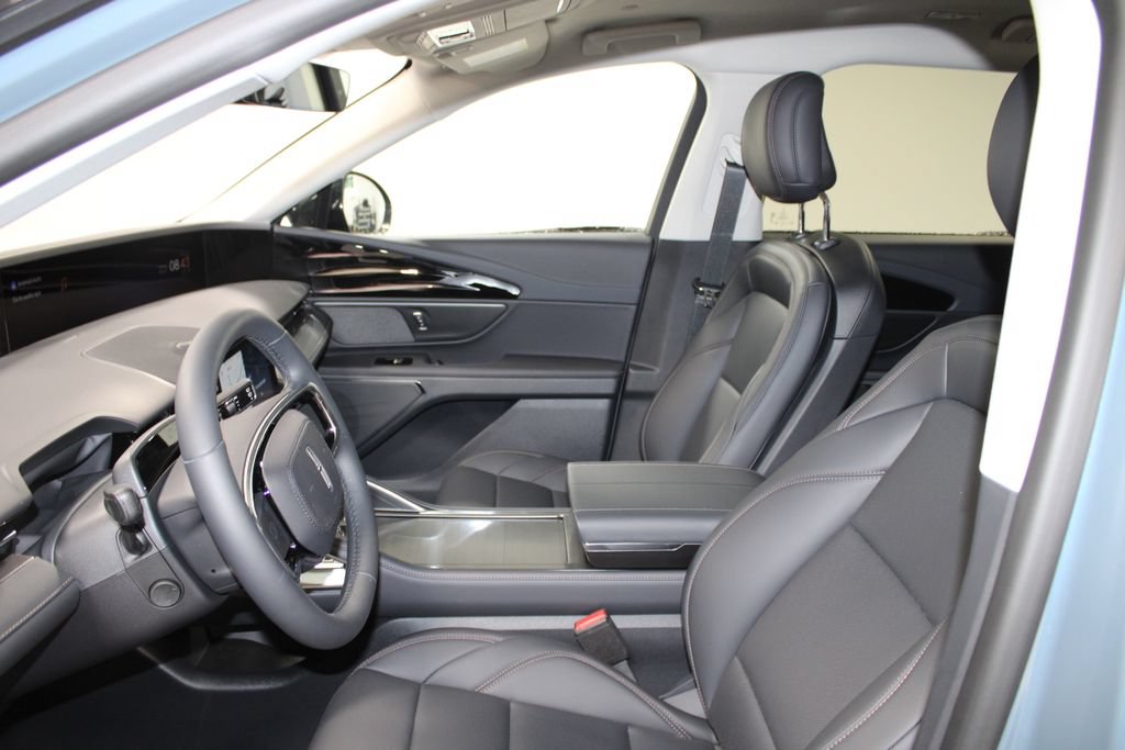 New 2026 Lincoln Nautilus Premier AWD/4WD image 21