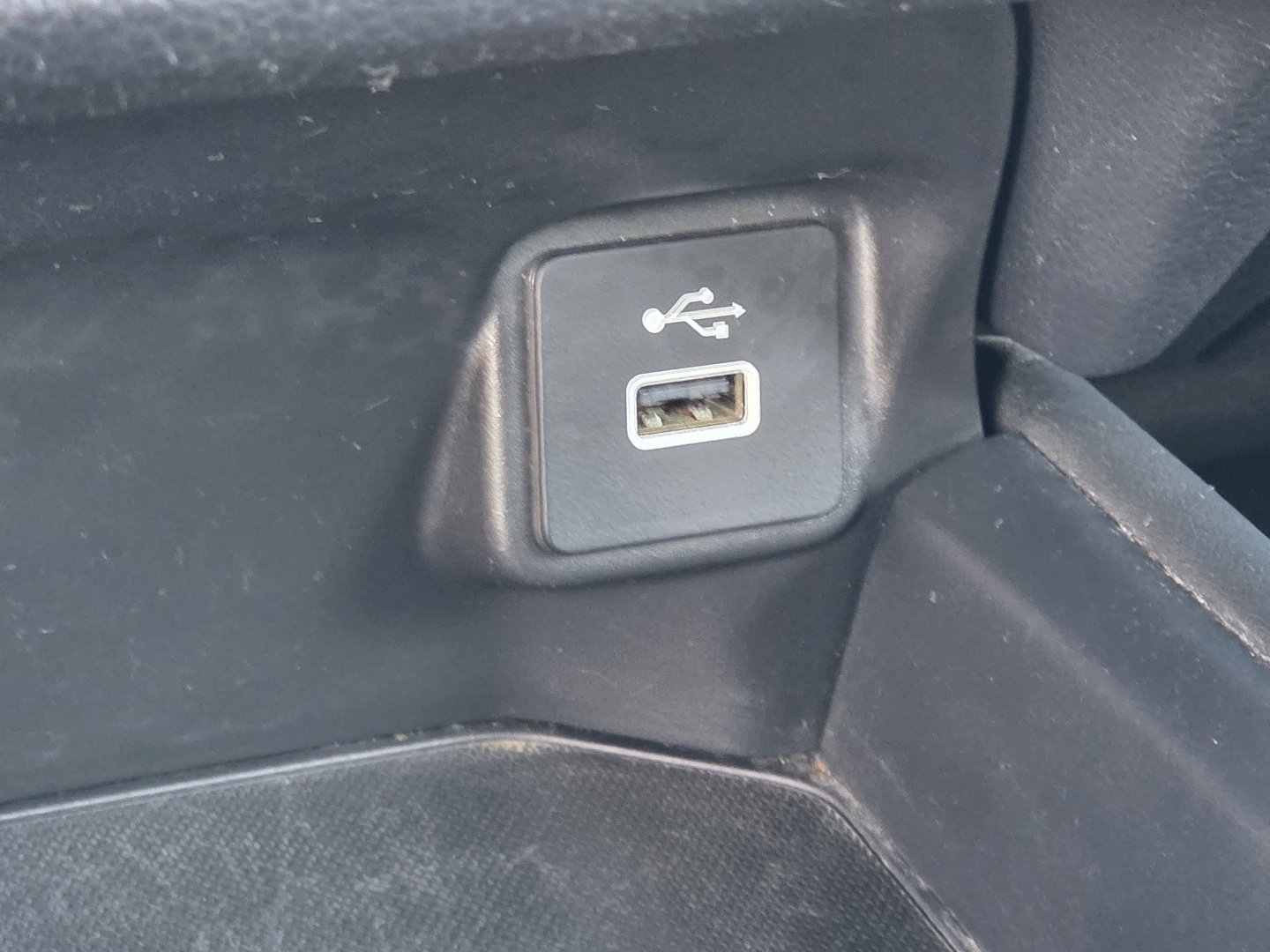 Certified 2024 Honda HR-V Sport image 9