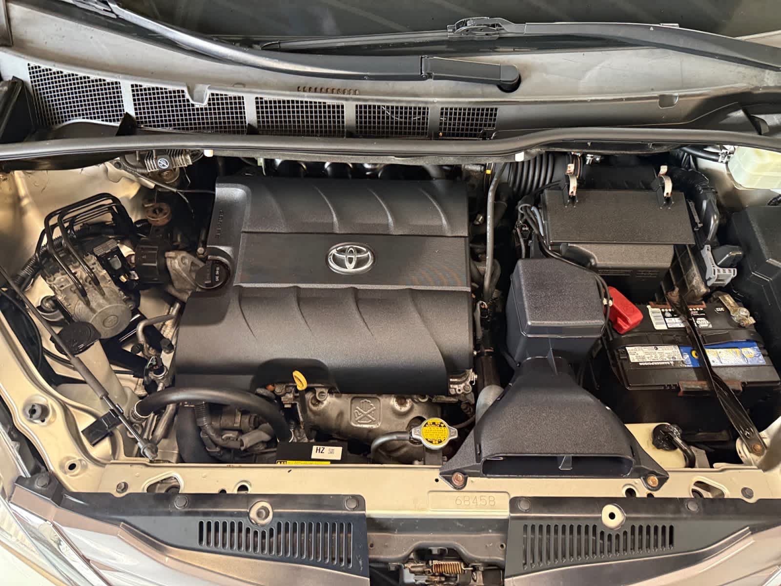 Used 2016 Toyota Sienna XLE AWD/4WD image 24