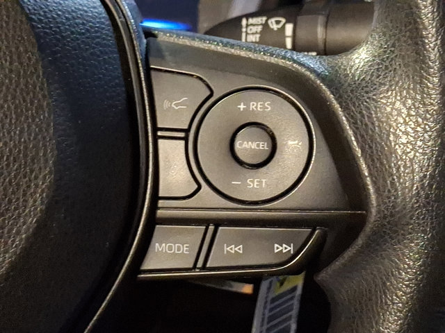 Used 2022 Toyota Corolla LE FWD image 22