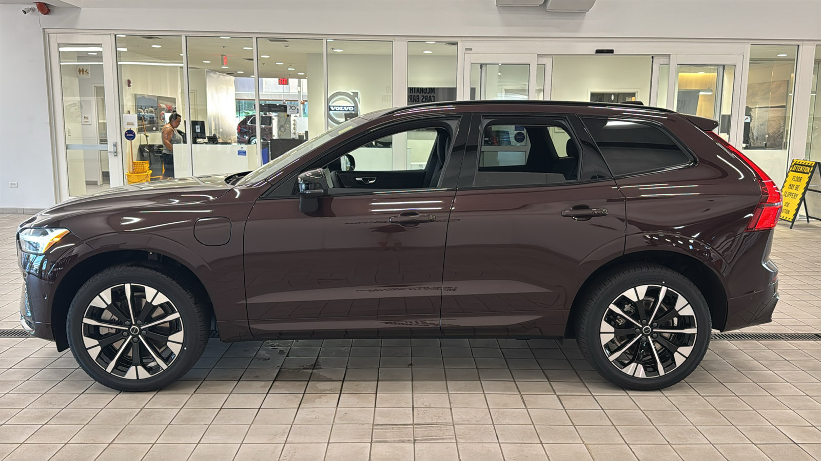 New 2026 Volvo XC60 T8 Plus w/ Protection Package Premier AWD/4WD image 8